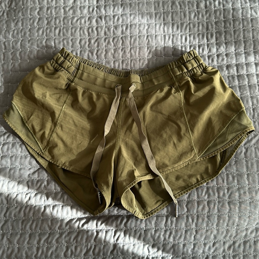 Lululemon Hotty hot shorts with drawstring 
2.5 inch 
Forest Green